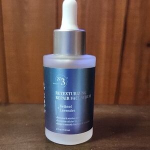 Retexturizing Repair Face Serum - Lavender (Purple)